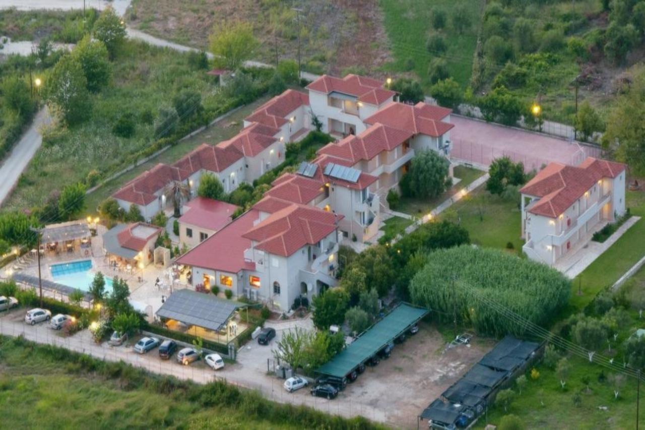 Hotel Elina Perdika  Esterno foto