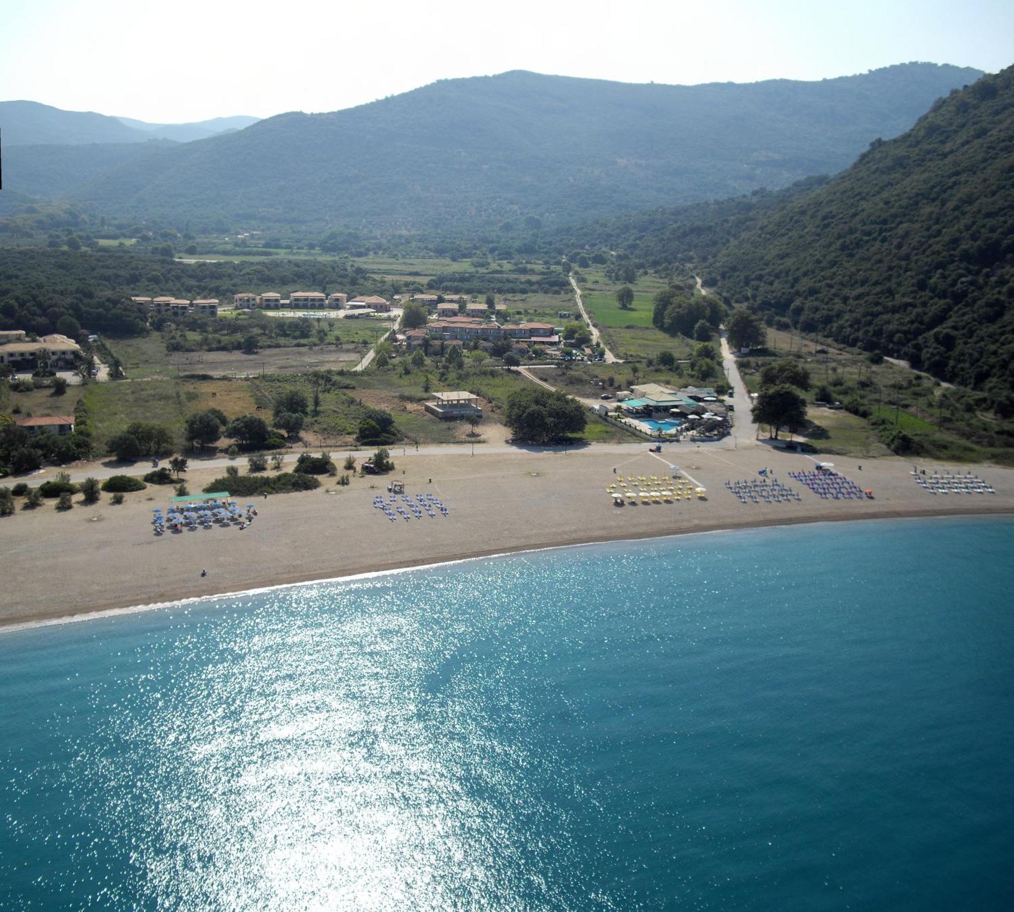 Hotel Elina Perdika  Esterno foto