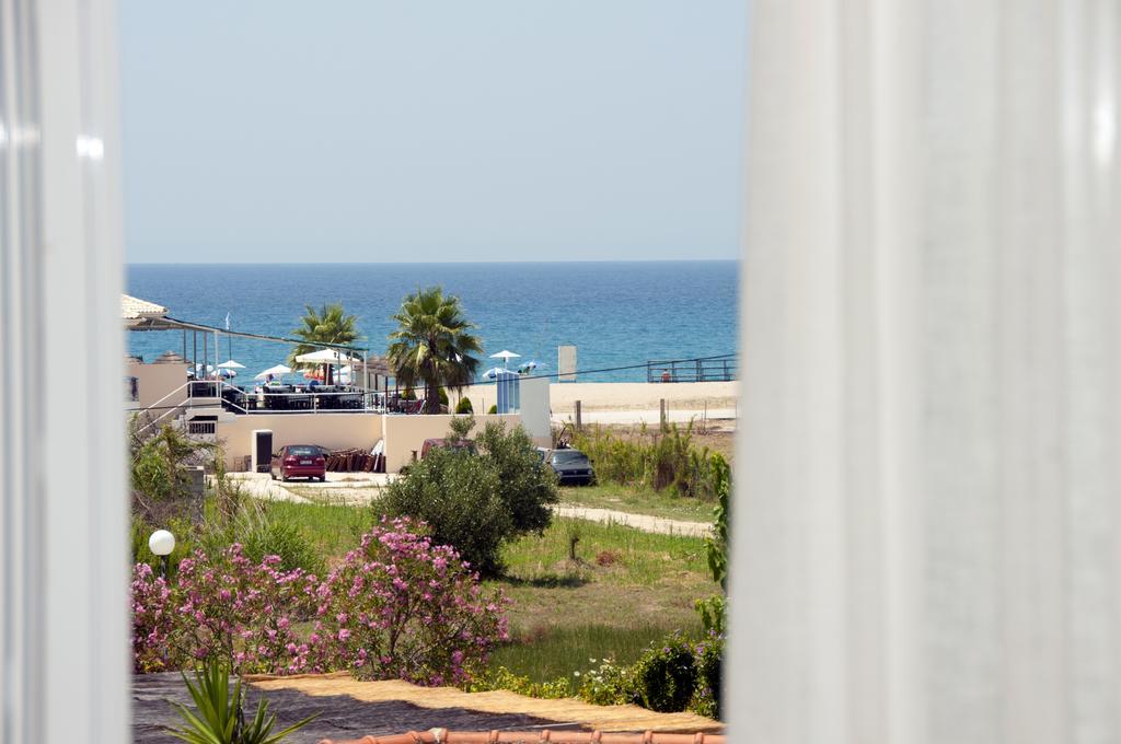 Hotel Elina Perdika  Esterno foto